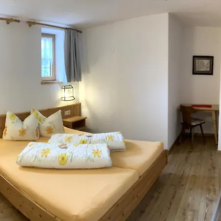 Schloss Naudersberg Apartmán *