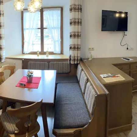 Schloss Naudersberg Apartmán