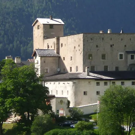 Apartament Schloss Naudersberg