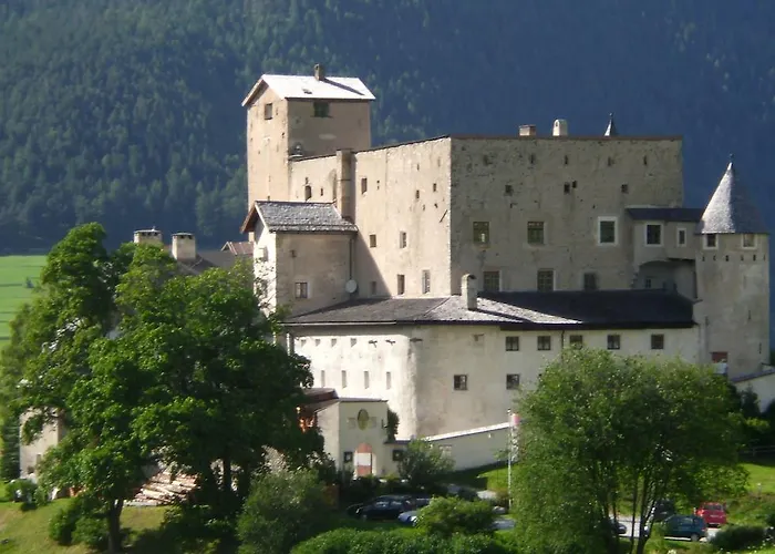 Apartament Schloss Naudersberg